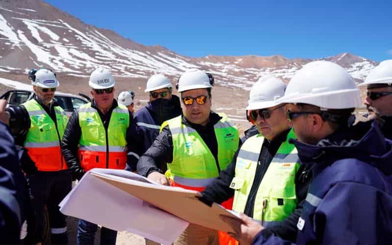 Cobre: Autoridades diplomáticas y del sector empresario visitaron el proyecto Los Azules