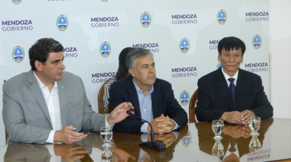 Alfredo Cornejo, Governor of Mendoza province: «There are serious intentions to reactivate and invest in Potasio Río Colorado