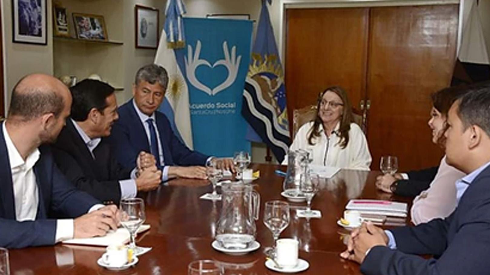 Imagen ilustrativa para el artículo: En el marco de su presentación en Argentina, Newmont visitó a la Gobernadora Alicia Kirchner