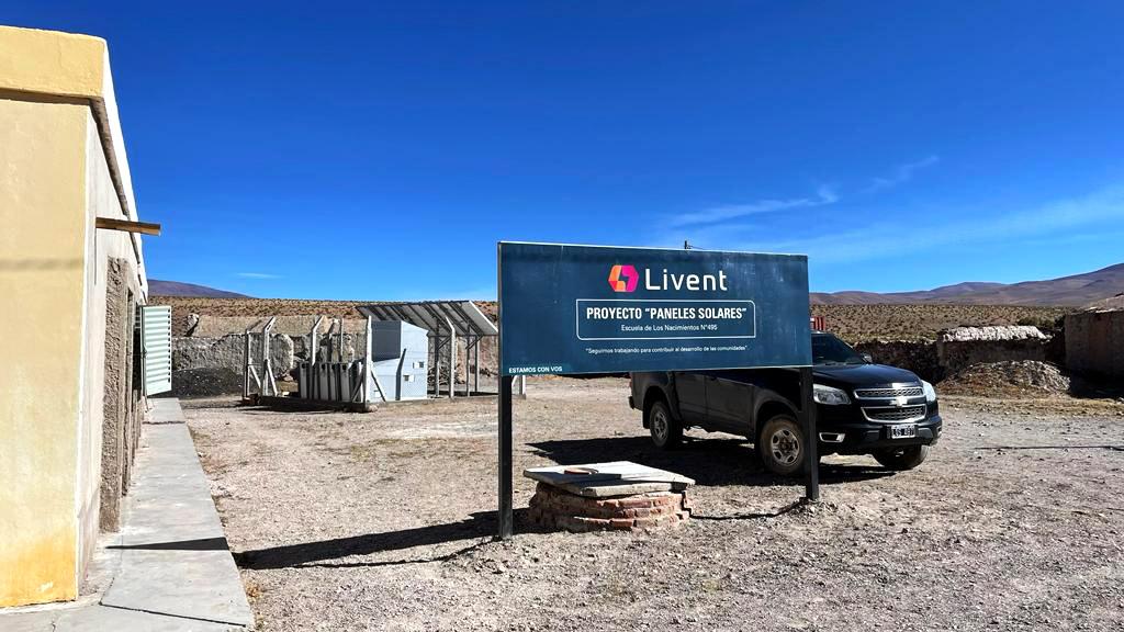 Imagen ilustrativa para el artículo: Livent finalizó e inauguró paneles solares para escuelas de Catamarca