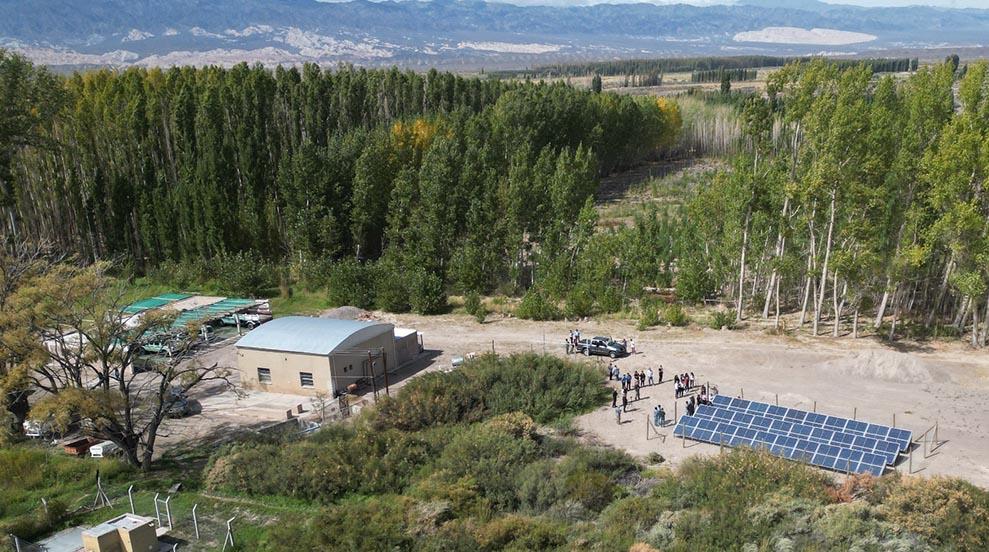 Imagen ilustrativa para el artículo: <strong>Veladero: Iglesia ya cuenta con energía solar en tres plantas potabilizadoras de agua</strong>