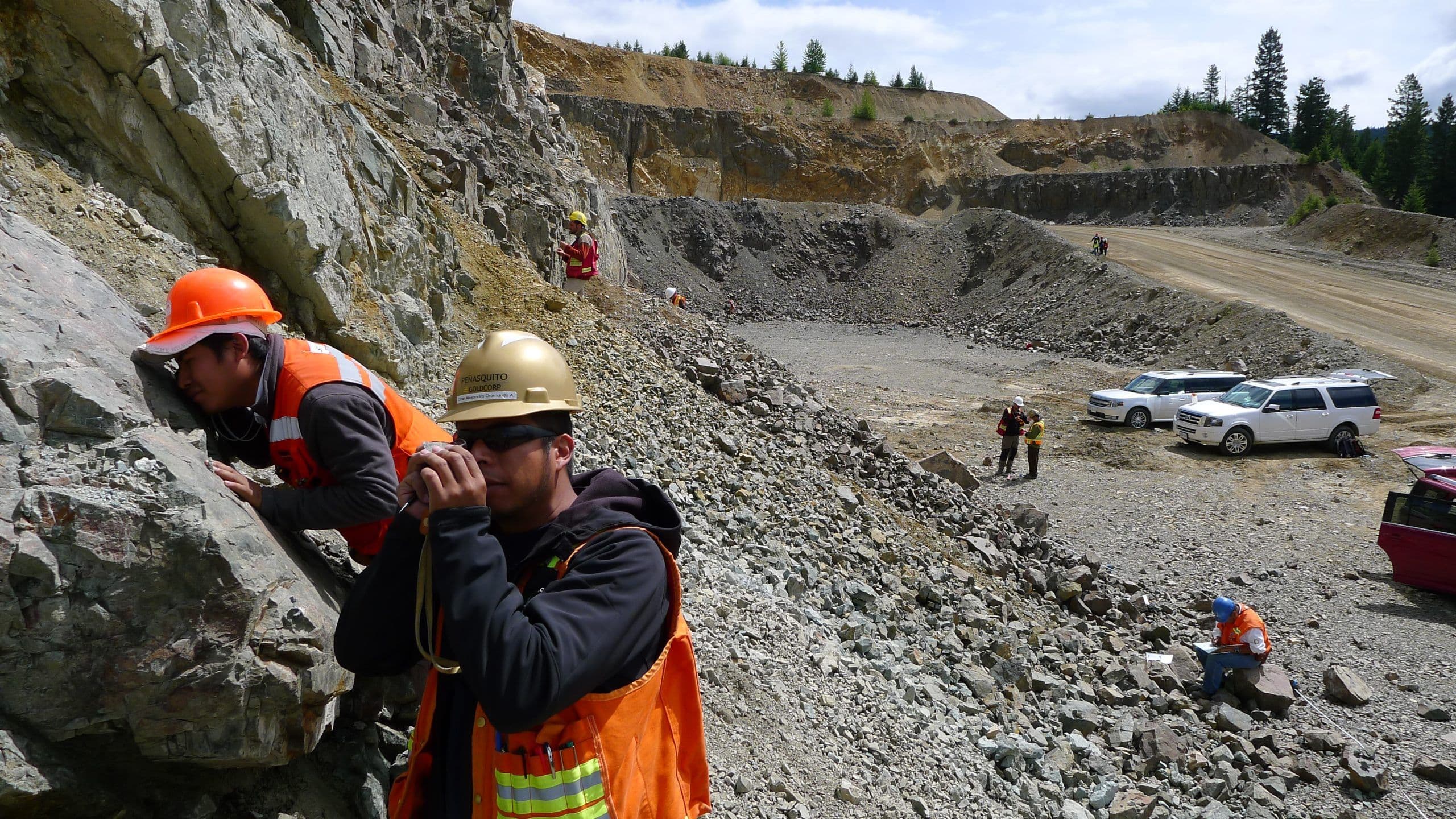Capacitaciones: Ceremonia de cierre del programa de formación en minería, finanzas y sustentabilidad de BRIMM