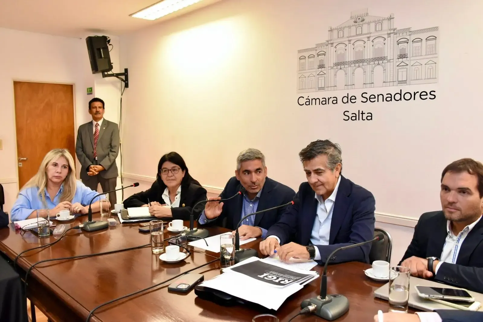 Illustrative image for the news: Salta Accelerates Its Mining Agenda: More Permits, 35 Lithium Projects, and a Focus on Exploration as State Policy | Panorama Minero