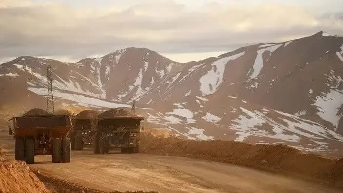 Imagen ilustrativa para la noticia: RIGI: Veladero presenta solicitud valuada en el orden de los US$400 millones | Panorama Minero