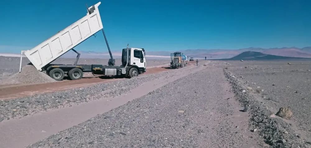 Imagen ilustrativa para la noticia: Catamarca avanza en la integración vial de su oeste con un plan de obras financiado por la minería | Panorama Minero