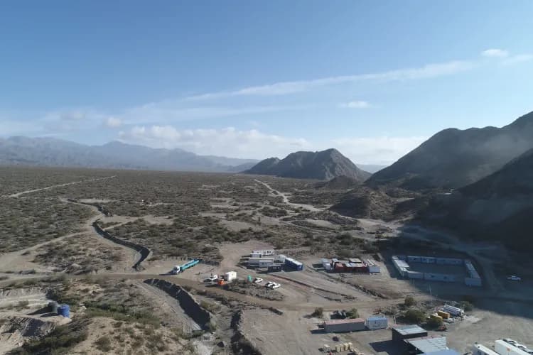 Illustrative image for the news: Challenger Gold Publishes Hualilán Prefeasibility Study Results | Panorama Minero