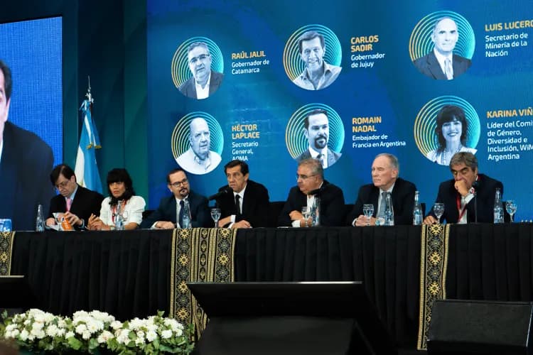 Imagen ilustrativa para la noticia: En Litio en Sudamérica, gobernadores destacaron previsibilidad de las provincias al sector y pidieron aunar esfuerzos con Nación | Panorama Minero