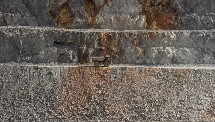 Imagen ilustrativa para la noticia: Estados Unidos en la minería argentina: dónde operan y qué hacen | Panorama Minero