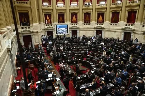 Illustrative image for the news: Glacier Law Reform Moves Into the Judicial Arena in Argentina | Panorama Minero