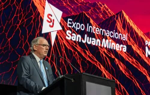 Imagen ilustrativa para la noticia: Luis Lucero en el Día de la Minería: “No podemos darnos el lujo de imponernos obstáculos a nosotros mismos” | Panorama Minero