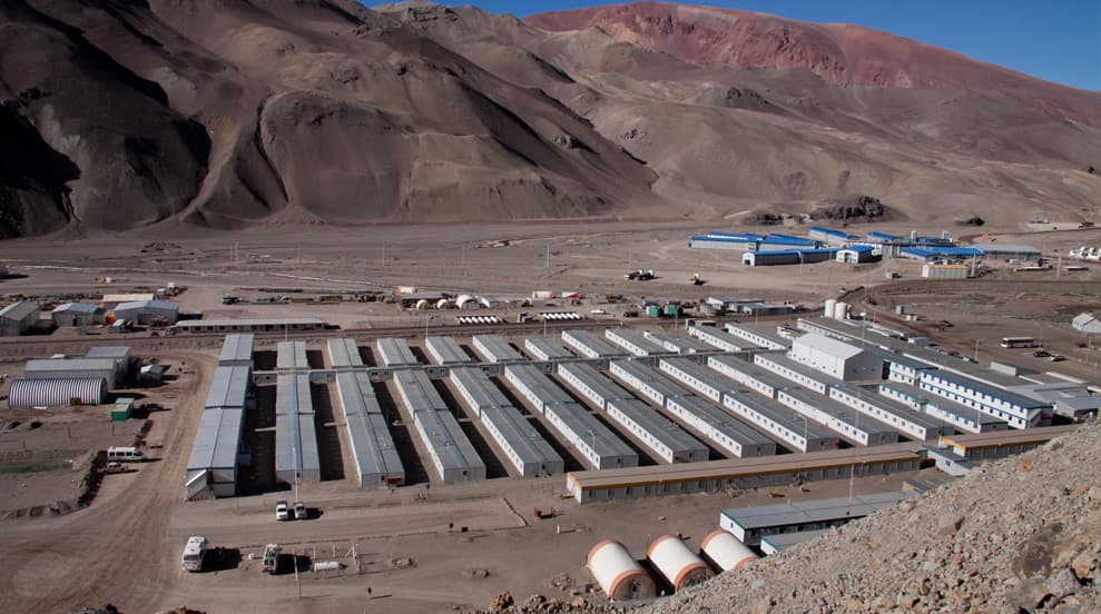 Día de la Minería: Cómo trabaja la mina más importante de Argentina para reactivar la economía