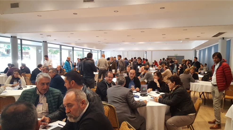 Catamarca: En la VII Ronda de Negocios organizada por la Secretaría de Estado de Minería Empresas mineras y proveedores locales, congregados para hacer negocios