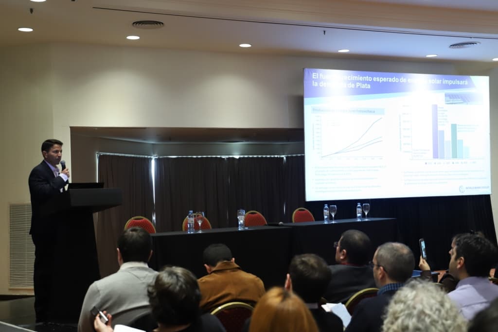 Imagen ilustrativa para la noticia: Pan American Silver realizó un encuentro sobre los usos industriales de la plata | Panorama Minero