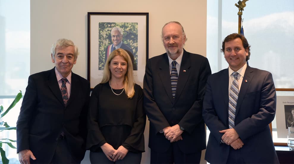 Ministros de Minería de Chile y Argentina acuerdan buscar fórmulas sustentables para extraer litio