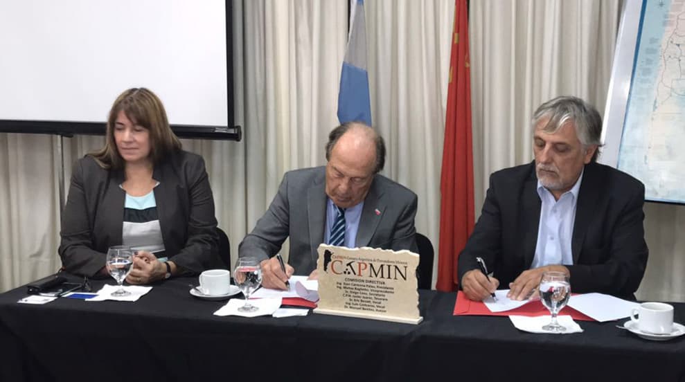 Imagen ilustrativa para la noticia: CAPMIN suscribe acuerdo con la Cámara Argentino-China | Panorama Minero