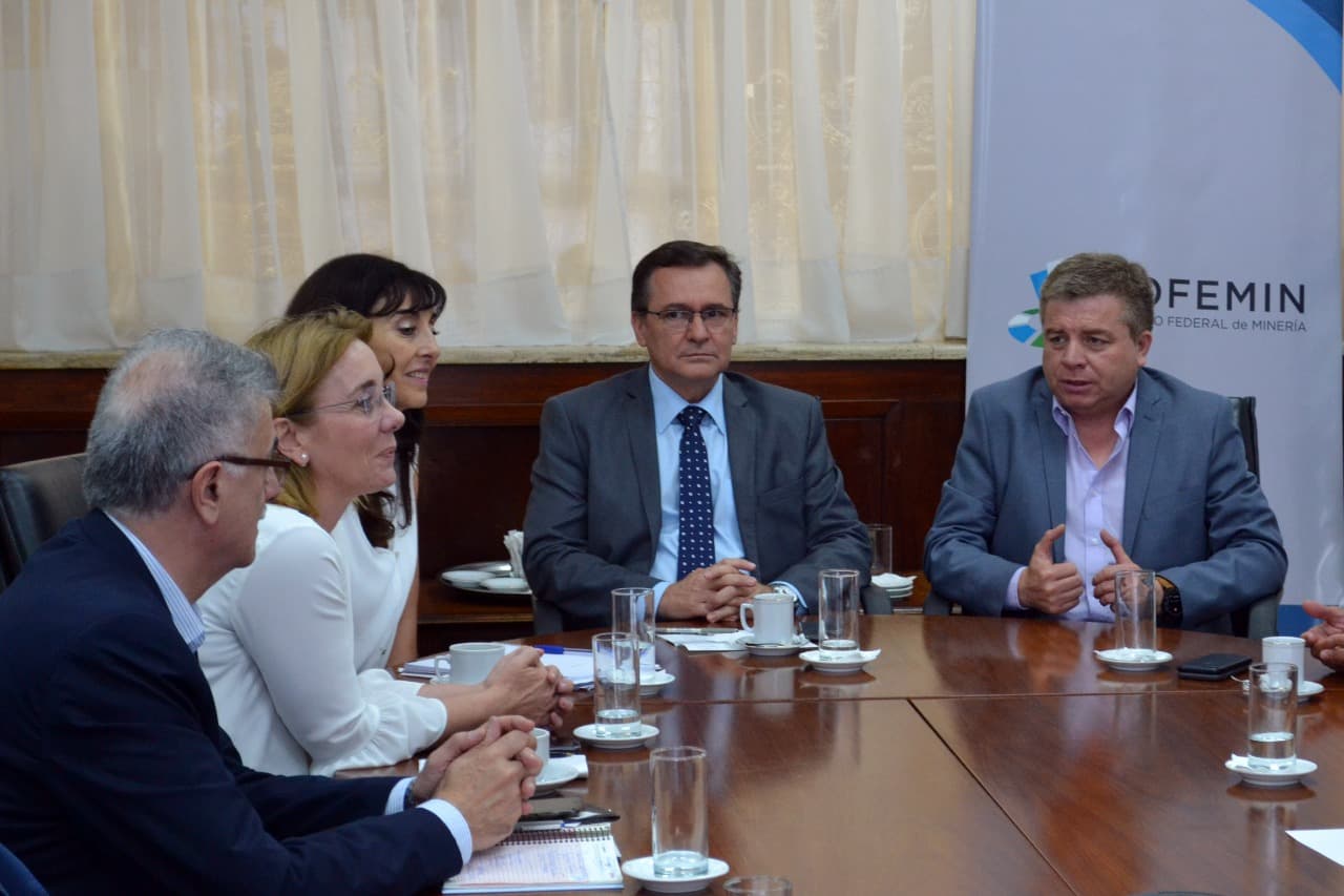 Imagen ilustrativa para la noticia: El secretario de Minería, Alberto Hensel, recibió a las autoridades mineras de las provincias | Panorama Minero