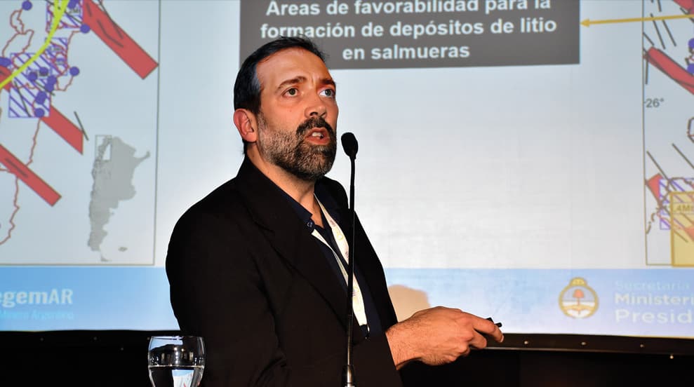 “Conocer la potencialidad geológica de los elementos críticos es uno de los desafíos que tiene el Estado y la industria”